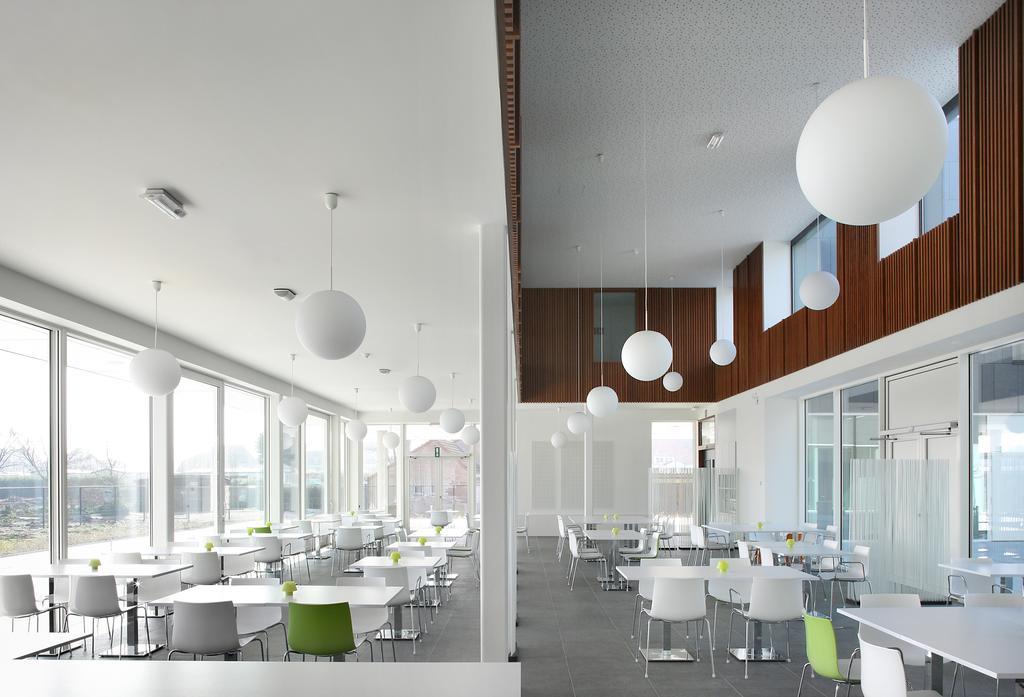 Hotel Middelpunt - Gratis Parking - Ontbijt Inbegrepen! Middelkerke Luaran gambar