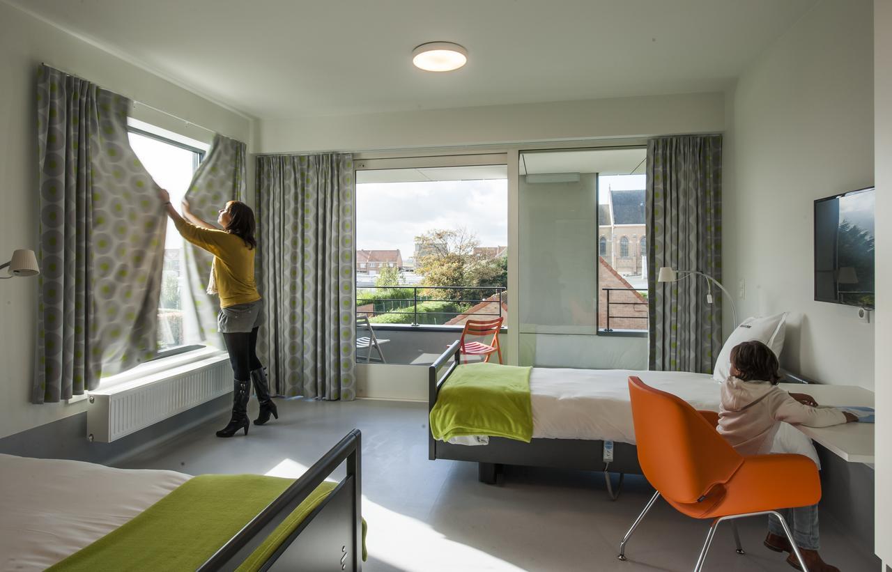 Hotel Middelpunt - Gratis Parking - Ontbijt Inbegrepen! Middelkerke Luaran gambar